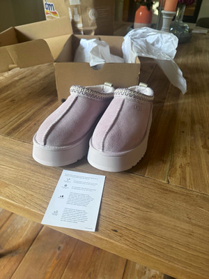 UGG Tazz Damen Hausschuhe EU 38/US 7 Rosa Wildleder Slipper gefüttert