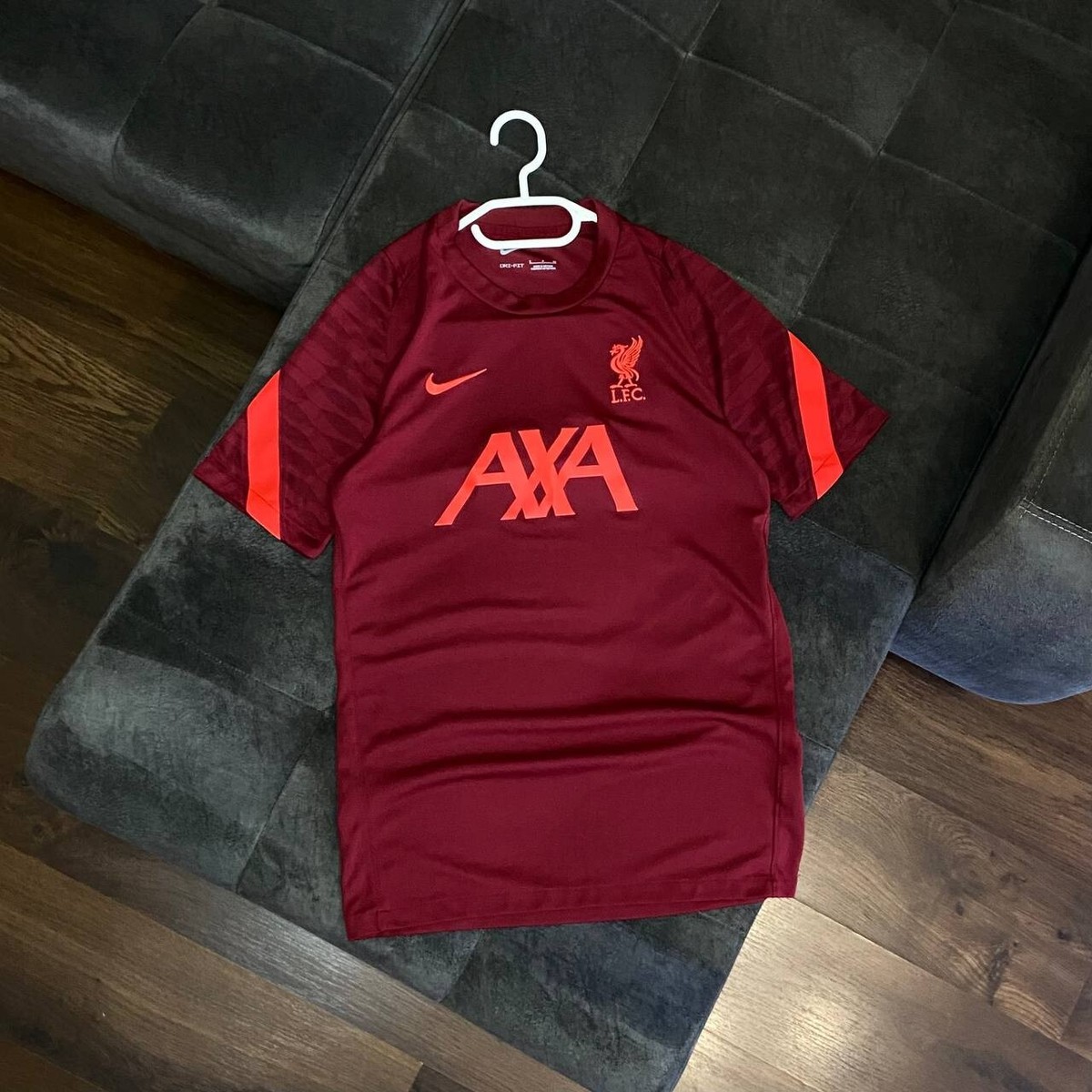 Nike Liverpool FC Training Jersey 2021/22 Size S Burgundy