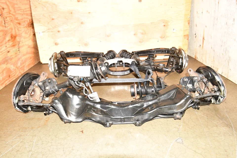 JDM 2008-2014 Subaru WRX EJ255 2,5 L Turbo Submarcos Suspensiones Pinzas de Freno Foto 2 de 4
