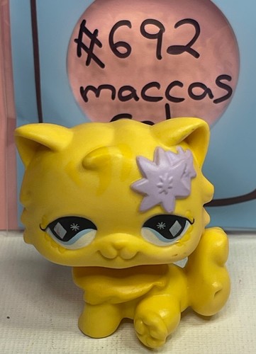 Littlest Pet Shop #692 mcdonalds cat yellow diamond eyes | eBay Australia