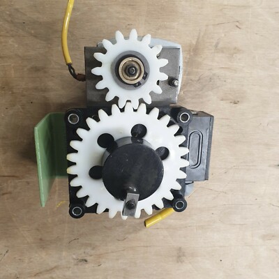 Schaltgetriebe stellmotor aus Maho MH500E2