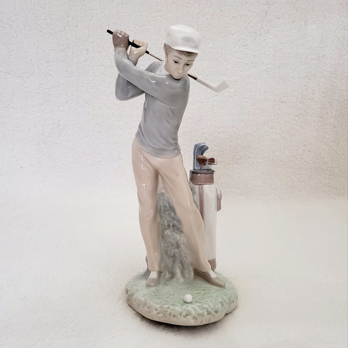 LLADRO  04824 ゴルファー Vintage Lladro Lady Golfer # 4851 & Golfer # 4824 - Original