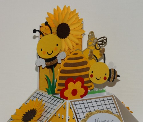 Happy Birthday, Bee, Handmade Box Pop up greeting card, Birthday card - Picture 6 of 8