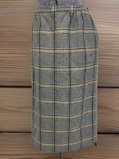 Pendleton Skirt Size S Plaid 100 Virgin Wool Pockets VINTAGE Side Button Lined