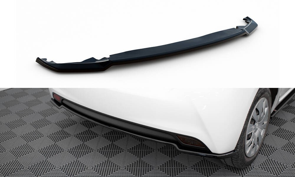 Splitter arriere Maxton Toyota Yaris Mk3 Facelift en finition haut de gamme