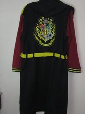 HARRY POTTER HOGWARTS BATH ROBE WITH HOOD SIZE MEDIUM.