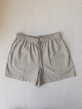 Varley Esmond Shorts Womens Stone Beige Stretch Twill Mid Rise 3” Gym Casual S