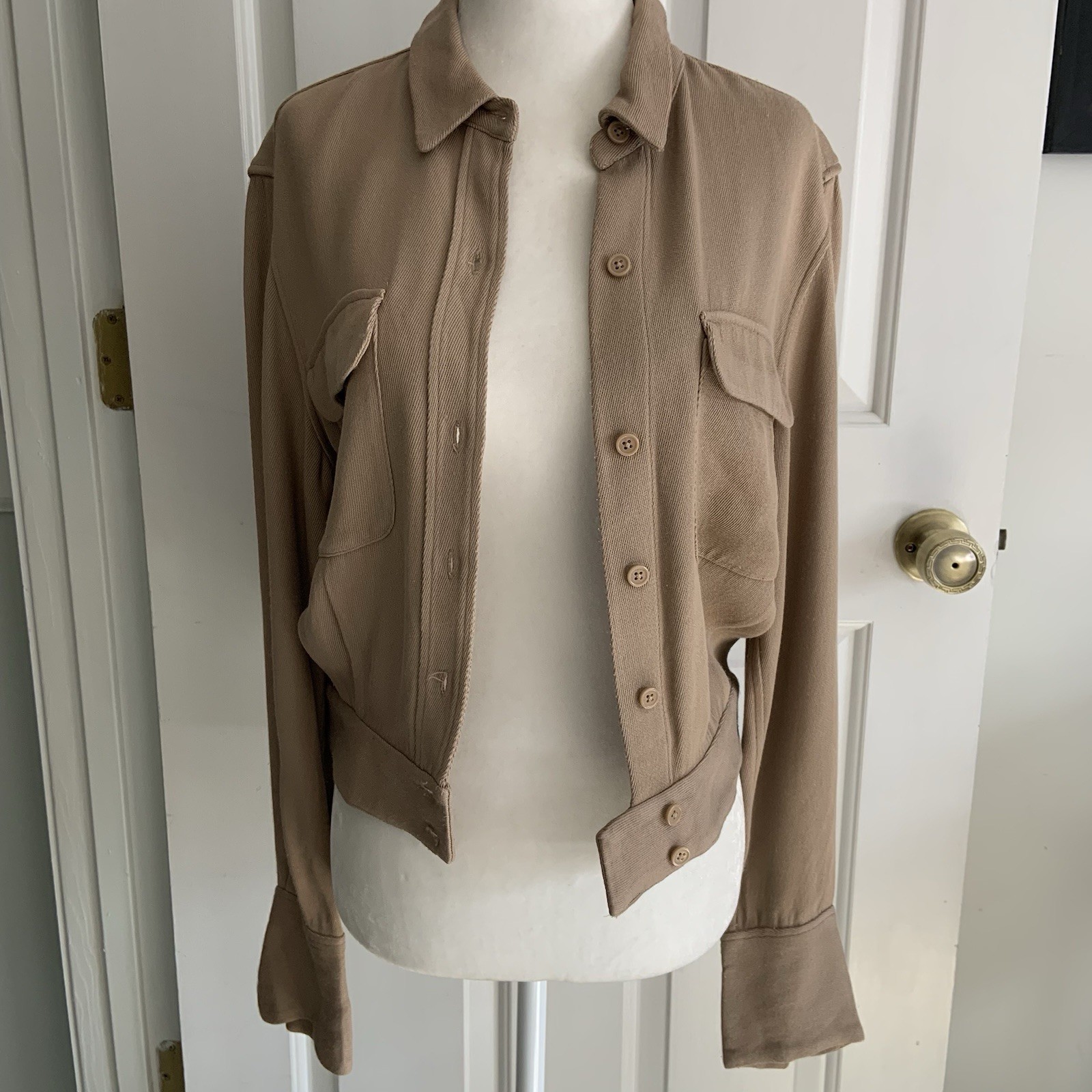 Femme Beige Twill Cropped Utility Jacket Blouse Women Sz 6