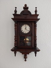 Regulator mit Quarzwerk und Westminster