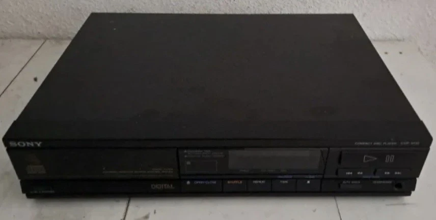 Sony CDP-M30  - Immagine 3 di 4