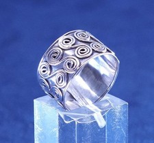 sz 7.25, vtg Sterling silver handmade ring, 925 wide band w/ swirl texture