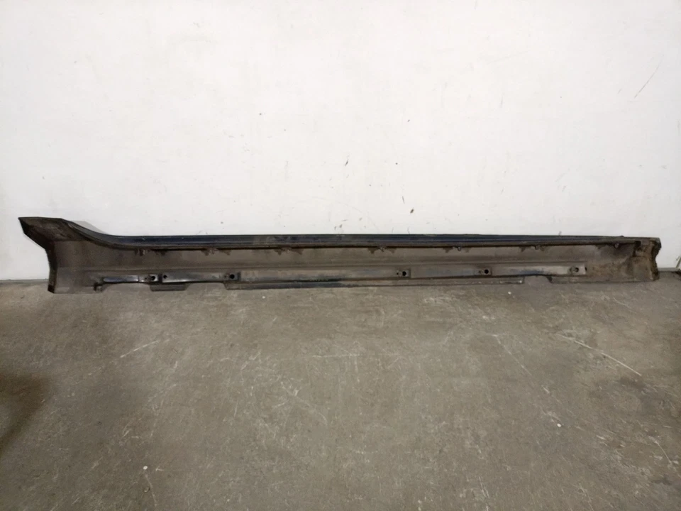 31333004 FALDON LATERAL / 31349673 / 5414000 PARA VOLVO V60 I 155 1.6 DRIVE - Imagen 2 de 4