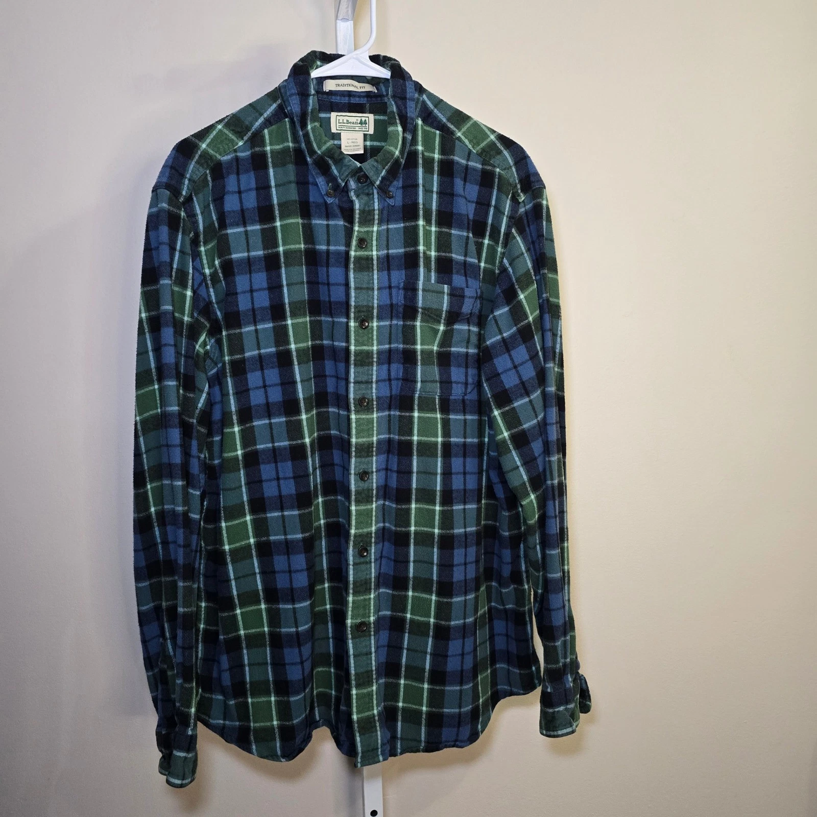 LL Bean Mens Flannel Shirt Size L Regular Blue Green Plaid Button Down Cotton