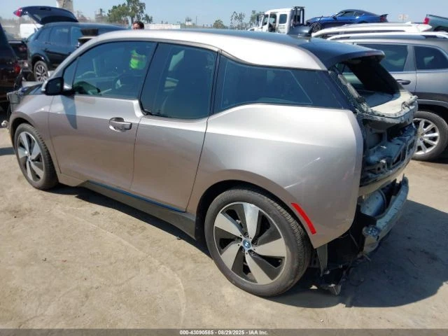 SLV FRONT BUMPER ASSEMBLY 2014-2017 BMW I3 Foto 3 de 4