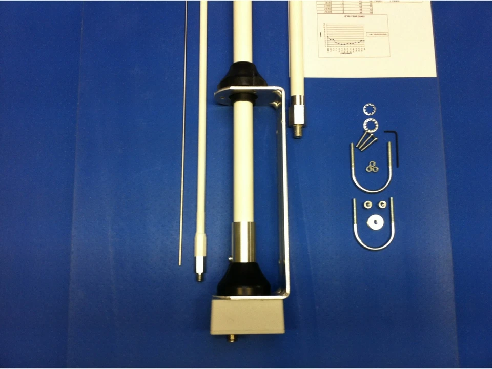 SE HF-360  FIBRE GLASS VERTICAL RADIAL FREE ANTENNA  80 TO 6 METRES - Image 2 of 4