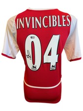 DENNIS BERGKAMP SIGNED ARSENAL INVINCIBLES 04 SHIRT (ACG CERT AG135937)