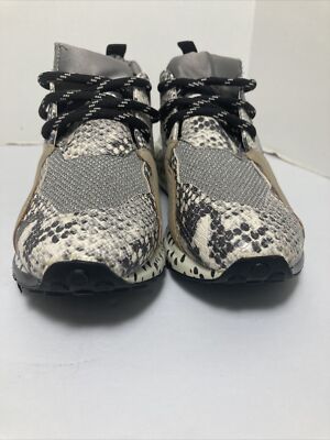 Steve Madden Women's Cliff Sneakers Size 6.5M Silver