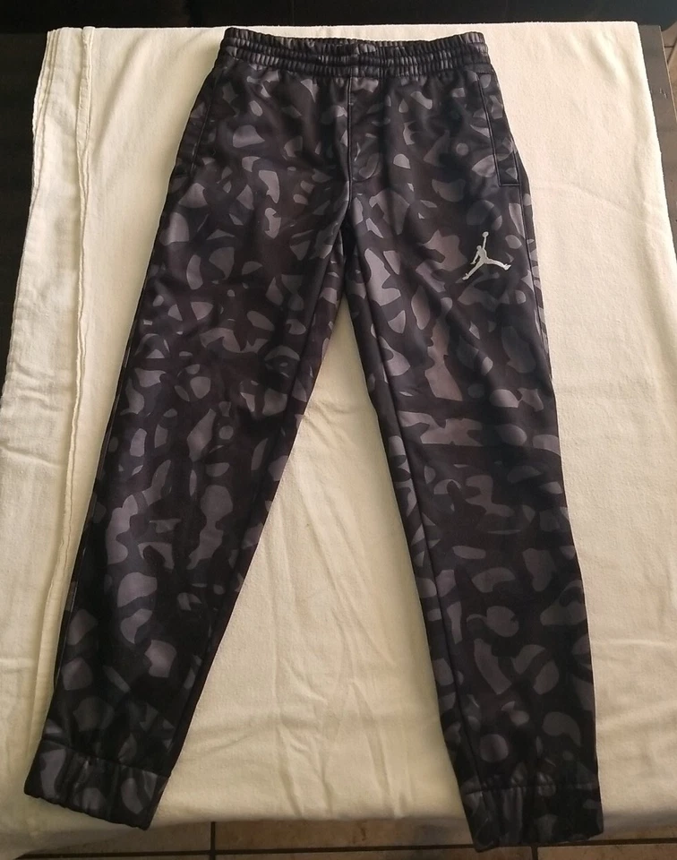 Pantalones de chándal camuflados de ajuste térmico negros grises para niños y jóvenes talla S 8-10 años Foto 3 de 4