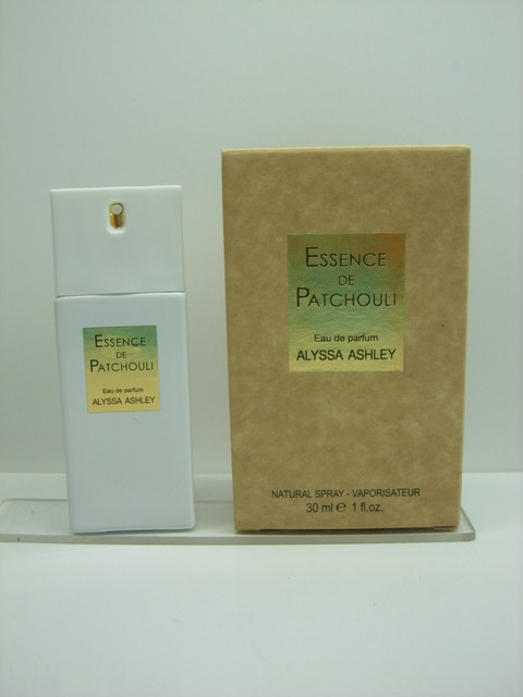 Alyssa Ashley Essence de Patchouli 30 ml E-69904 | Acquisti Online su eBay