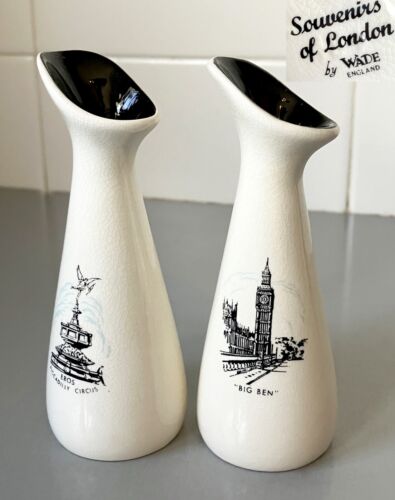 Vintage retro 1950's WADE England Art Pottery PAIR of LONDON SOUVENIR VASES