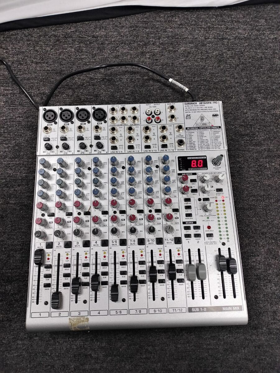 Behringer UB1622FX-PRO Eurorack 16-input 2/2-bus mixer w Behringer UB1622FX-PRO Eurorack 16-input 2/2-bus mixer w