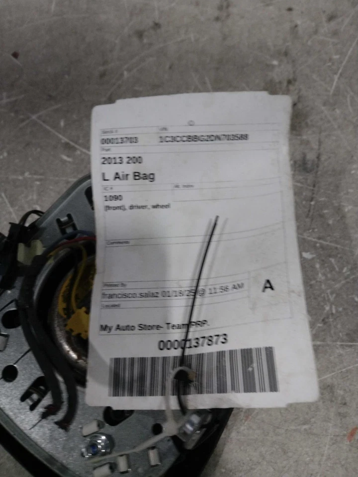 2013 Chrysler 200 Steering Wheel Air Bag - Used, 66K Miles, OEM Part 366495 - Imagem 3 de 4