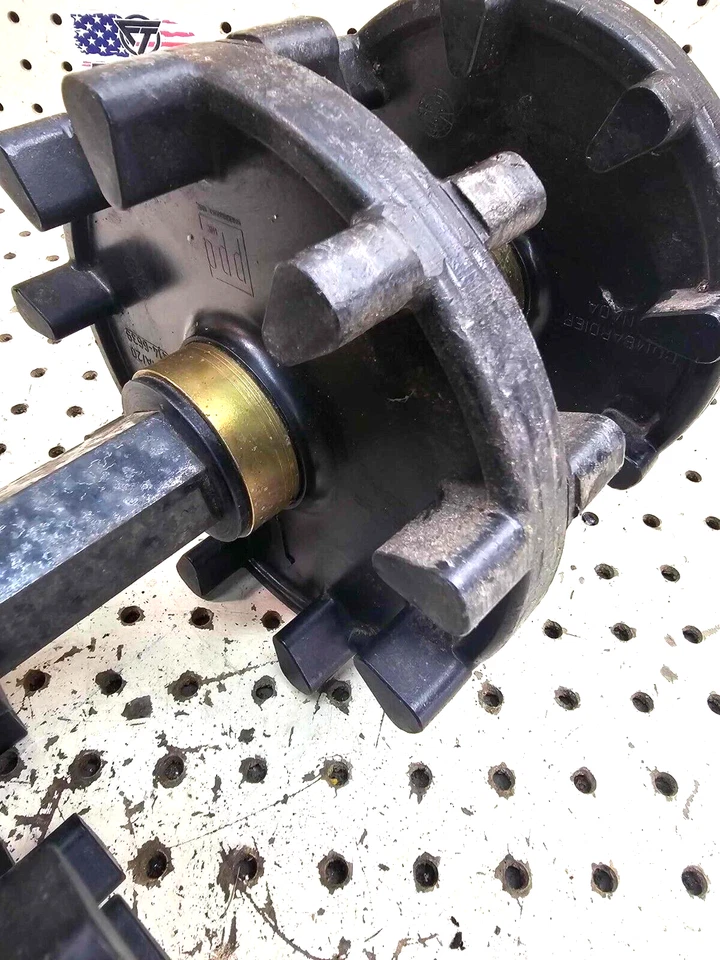 Ski-Doo 1996-1998 Formula III 599 ROTAX 600 9 TOOTH SPROCKET DRIVE AXLE SHAFT - Image 4 of 4