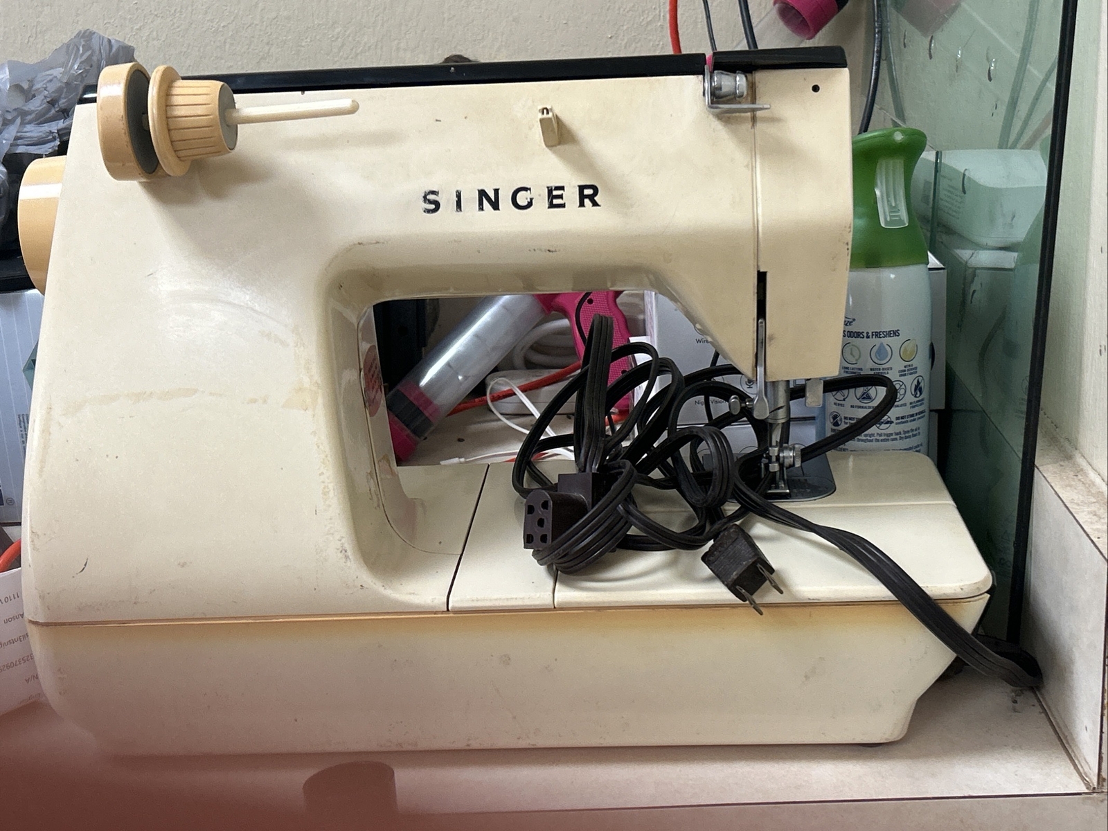 sewing machine singer antique-image