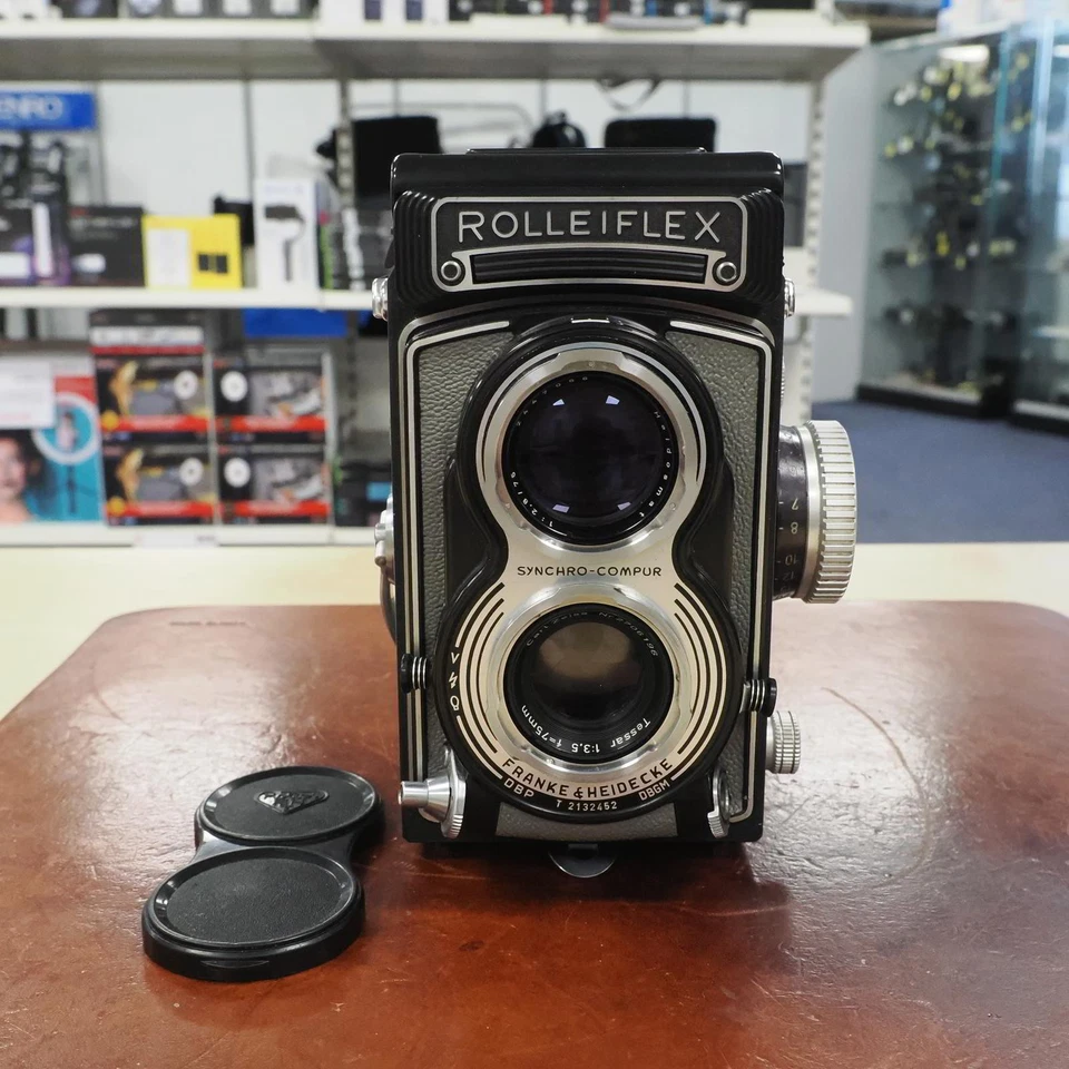 Used Rolleiflex T Twin Lens Reflex Camera - 12 Months Warranty - Image 2 of 4
