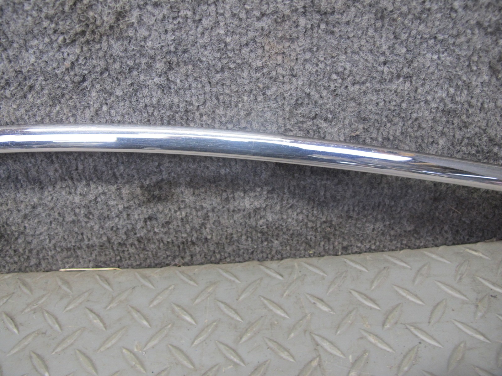 2006-2012 BENTLEY FLYING SPUR FRONT LEFT DOOR WINDOW CHROME TRIM MOLDING SET