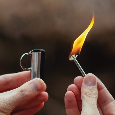 Fire-Starting Easy-To-Use Emergency-Prepared Portable Emergency Survival Matches