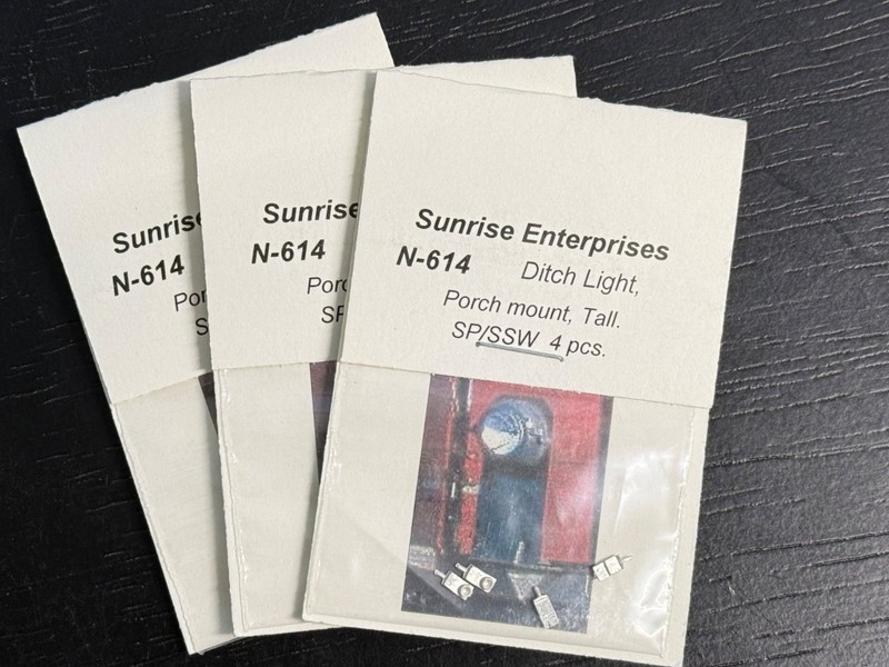 3 packs Sunrise Enterprises N-614 Porch Mount Ditch Lights, Tall SP/SSW 4pcs NEW
