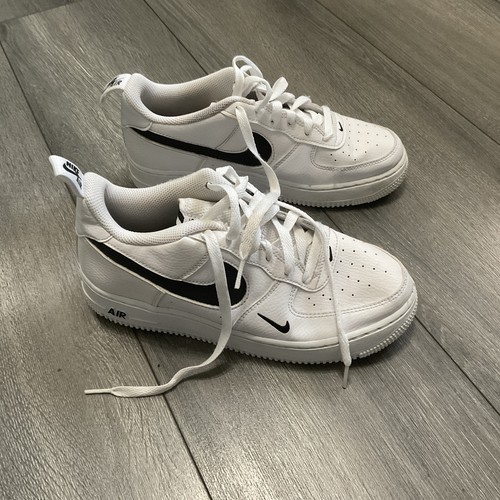 Air force 1 White / Black size 6 youth Sneakers - Picture 5 of 9