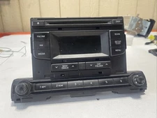 2017-2018 Hyundai Elantra AM/FM/CD Player Radio Receiver OEM 96170-F21000UAT