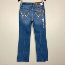 Wrangler Retro Mae Embroidered Bootcut Jeans Women  s Size 28 Western Denim Boho