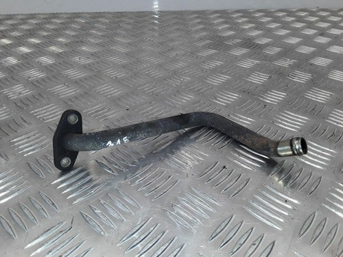 BMW 318 TDS E36 1995 Diesel 66kW Turbo Turbolader Ölrohr Schlauch VEI7785