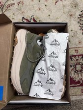 NORTIV 8 Men's Wide Toe Waterproof Hiking Shoes Olive 10.5 Worn Once Photo Shoot