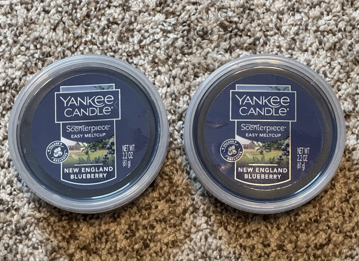 2 New England Blueberry Yankee Candle Scenterpiece MeltCups 2.2 oz Each