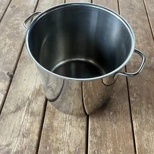 Williams Sonoma 12 Quart Stainless Stock Pot