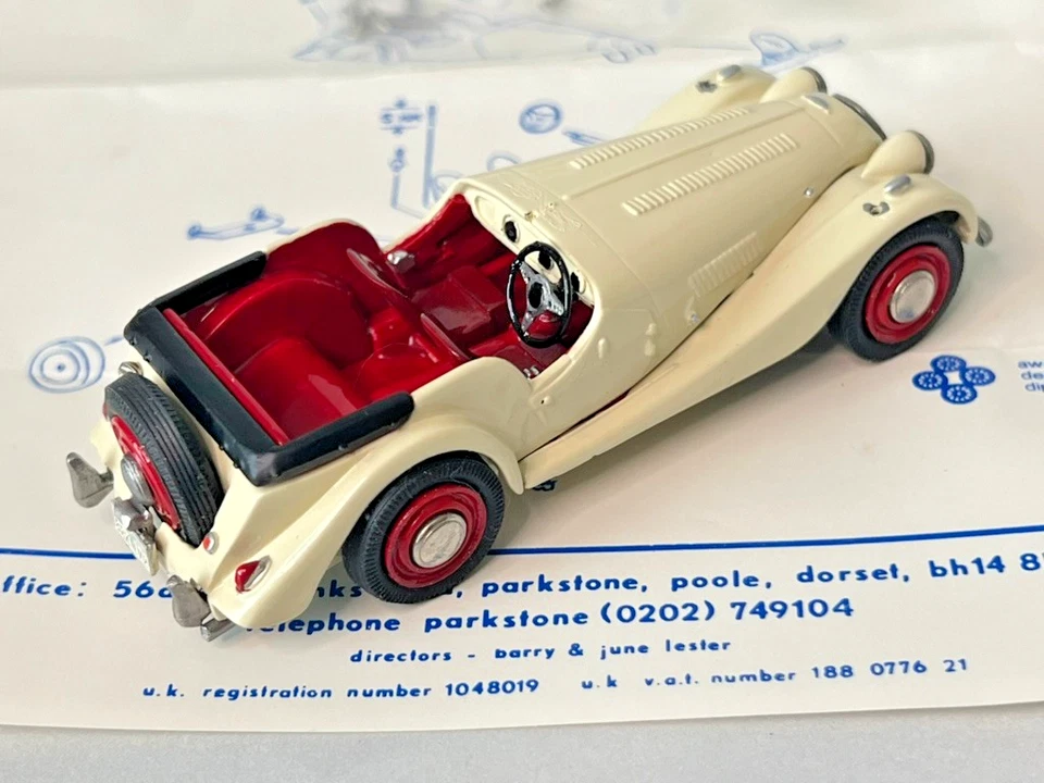 Réplicas automáticas escala 1:43 A.R. Morgan Plus 4 11 Foto 3 de 4