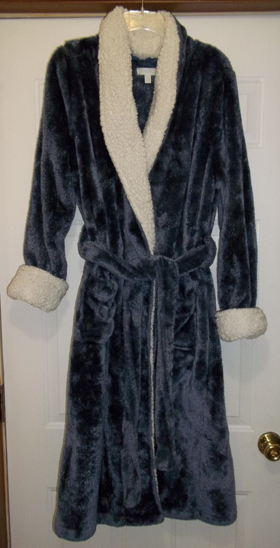 Nordstrom Women's Super Plush Robe Size XL Blue White Trim Pockets VERY SOFT!!
