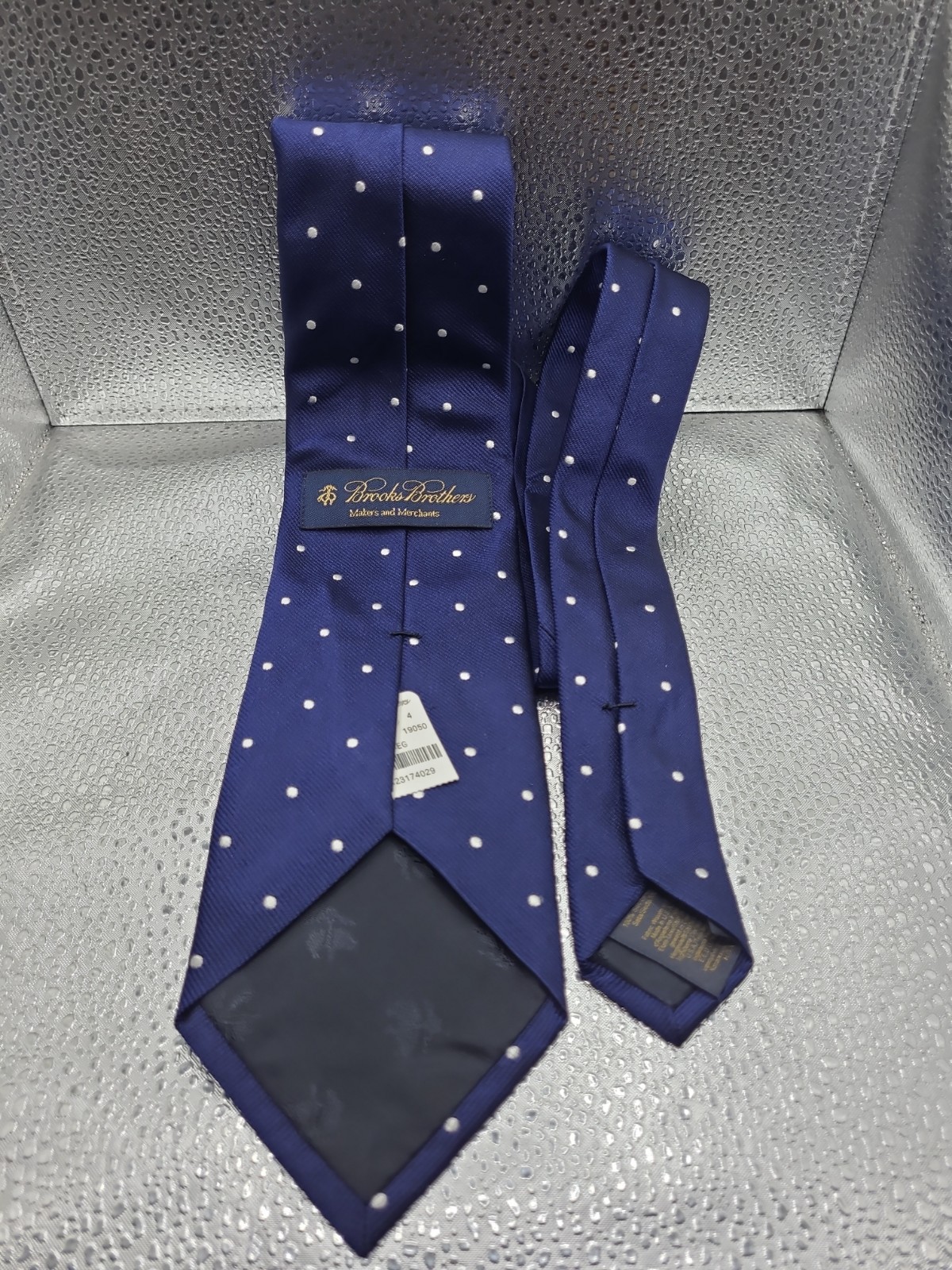 Brooks Brothers Makers And Merchants Blue Polka Dot Silk Tie