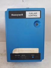Honeywell R7999A1005 Fuel Air Controller