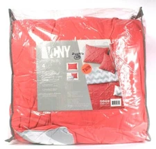 VCNY HOME 4 Piece Twin Reversible Set 1 Comforter 1 Standard Sham 2 Dec Pillows