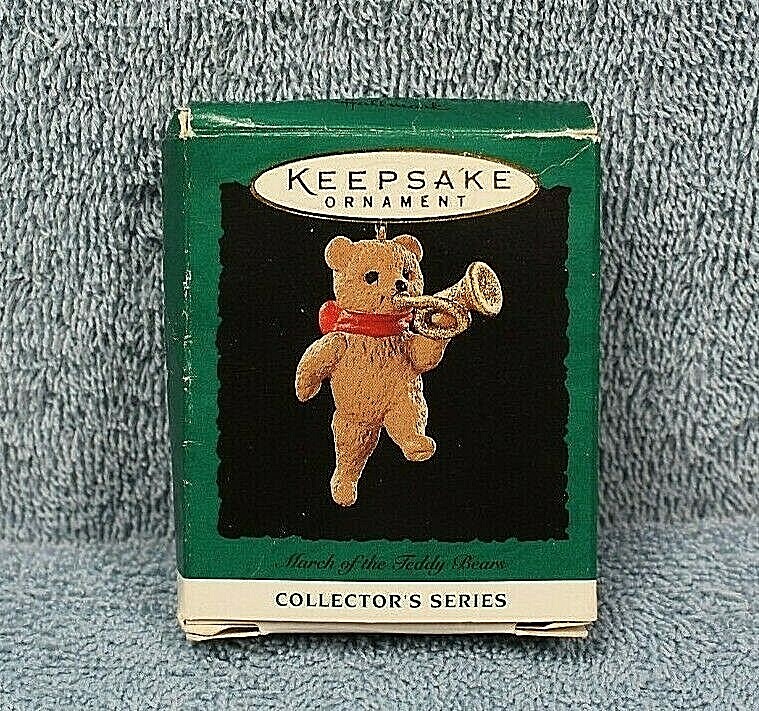 HALLMARK MARCH OF THE TEDDY BEARS #3 Series 1995 MINIATURE Christmas Ornament 