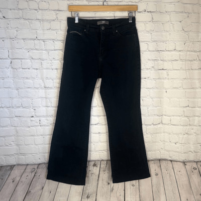 Levi s Women s Jeans Perfectly Slimming Bootcut 512 Black Jeans size 8