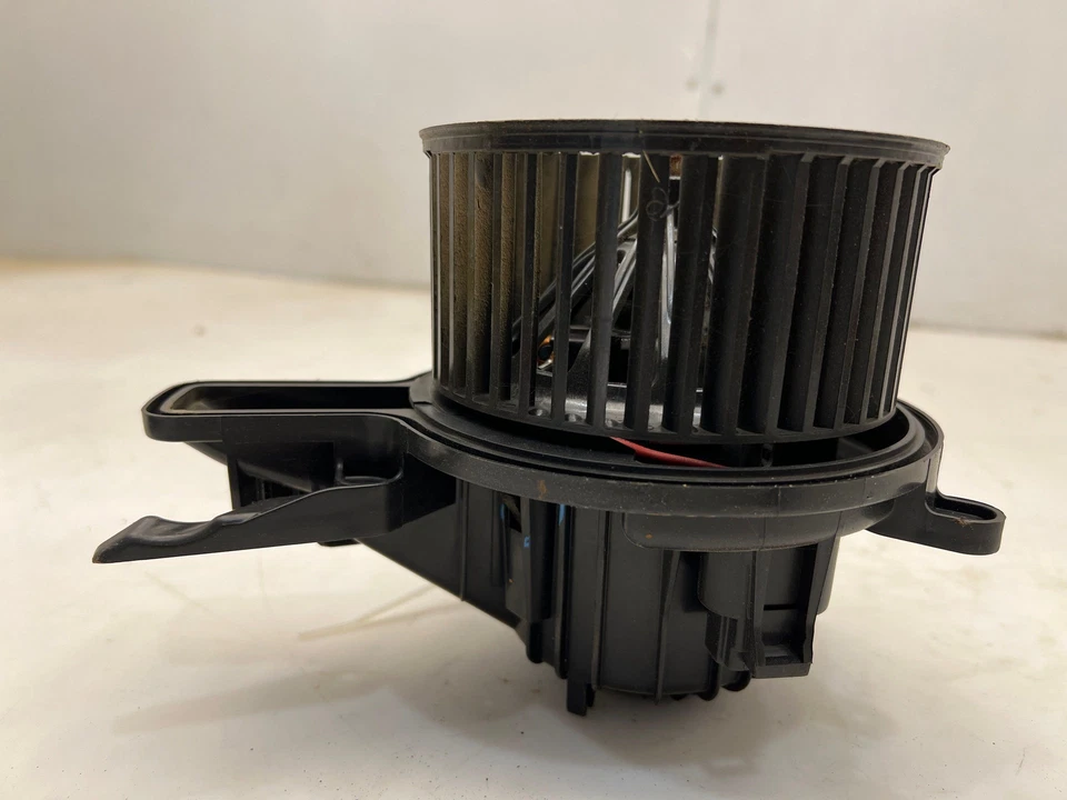 Calentador trasero motor soplador de aire acondicionado GMC se adapta a Escalade Acadia Yukon Tahoe OEM 15920865 Foto 3 de 4