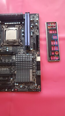 KIT i7 3920 + Placa de baza GIGABYTE GA-X79-UD3, LGA 2011, DDR3, Bulk
