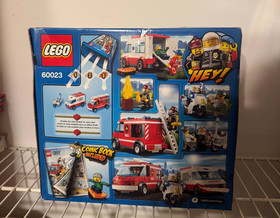 LEGO CITY: Lego City Starter Set (60023) New Discontinued Good for Kids