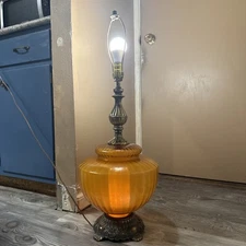 Vtg Mid Century Modern Amber Glass Table Lamp Night Light Hollywood Regency MCM